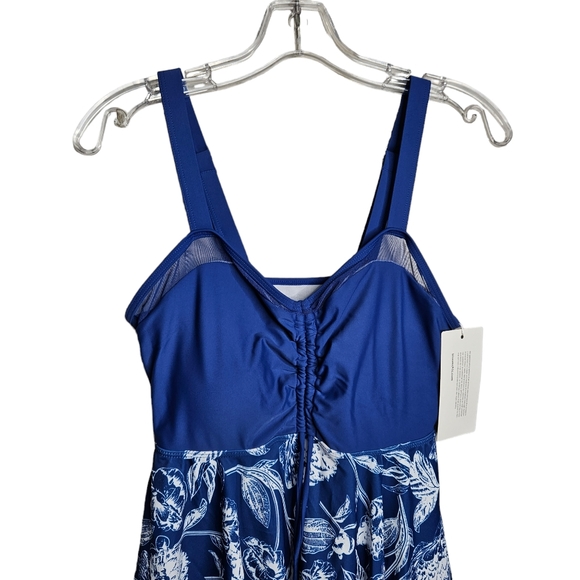 BloomChic Swim Women's Blue White Floral Tankini Top Swimsuit NWT Size 10 - Picture 4 of 9